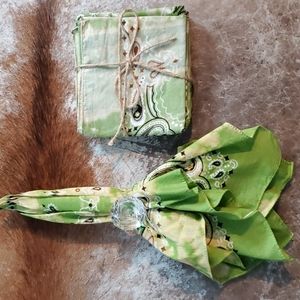 Set of 4 distressed bandanna napkins